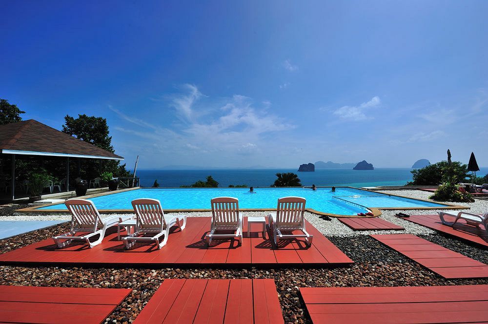 Koh Ngai Cliff Beach Resort Ngoại thất bức ảnh